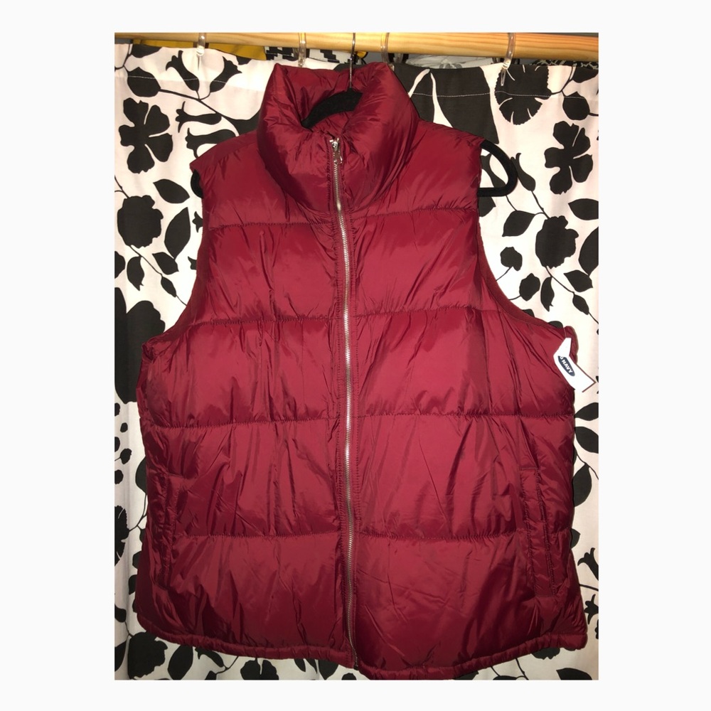 Old Navy Puffer vest